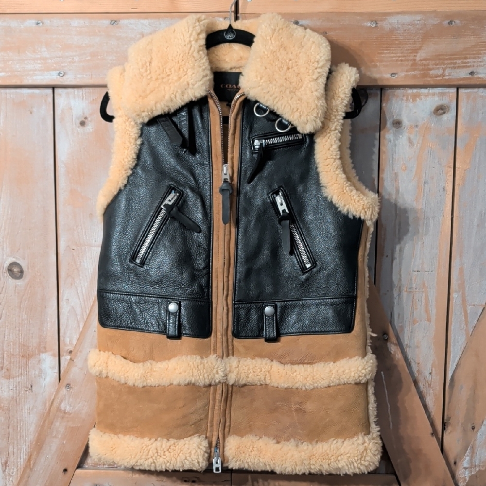 Amazing COACH shearling Sheepskin Biker Moto Leather Jacket Vest.   XS